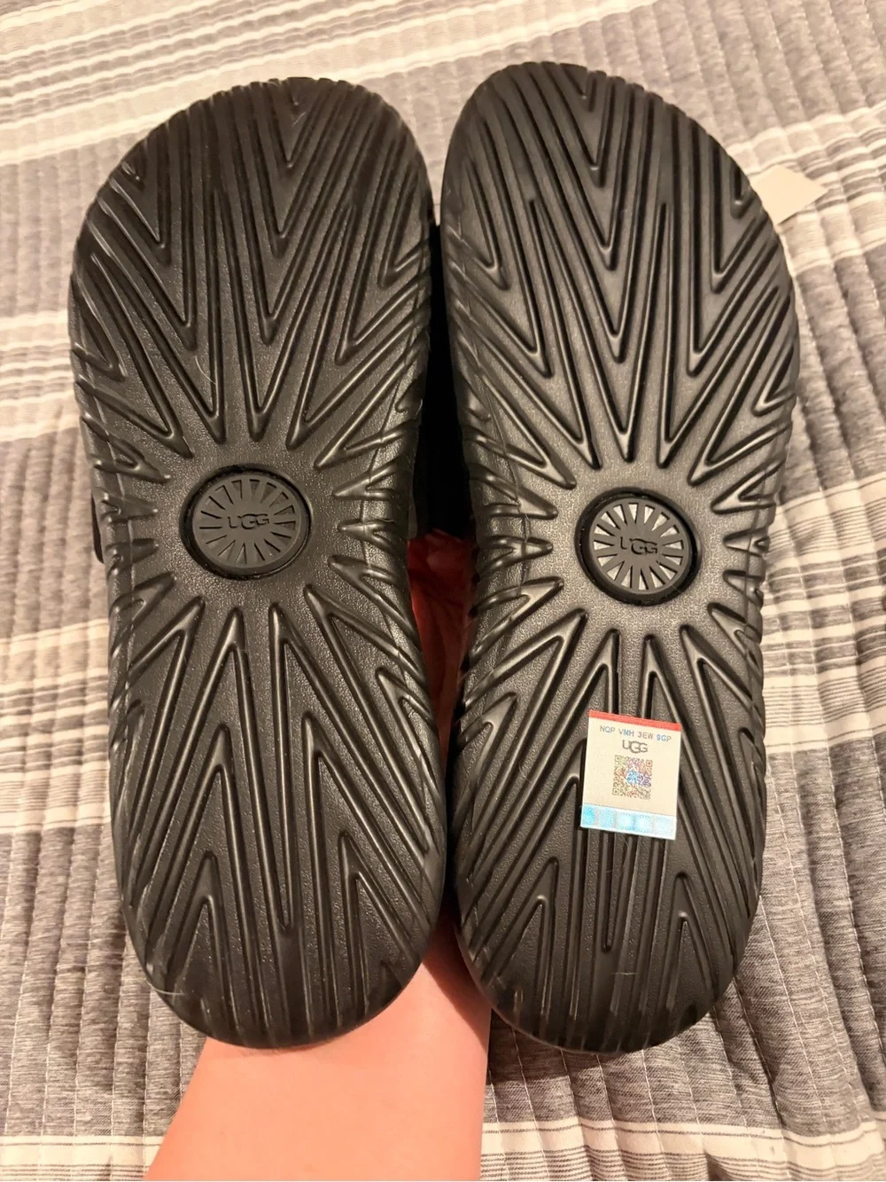 NWT UGG Men’s 13 Black Union Slide Sandals